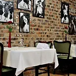 Hotel Centrum 3*