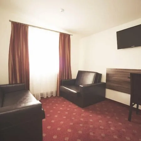 Centrum Hotel 3*