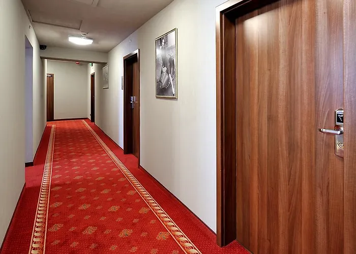 Centrum מלון סוסנוביץ'