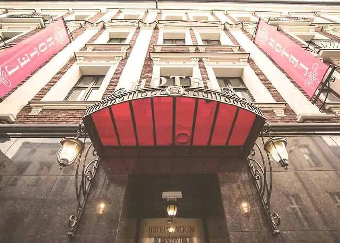 Centrum מלון סוסנוביץ'