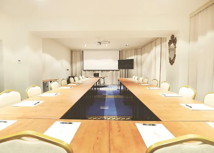 Centrum מלון סוסנוביץ'